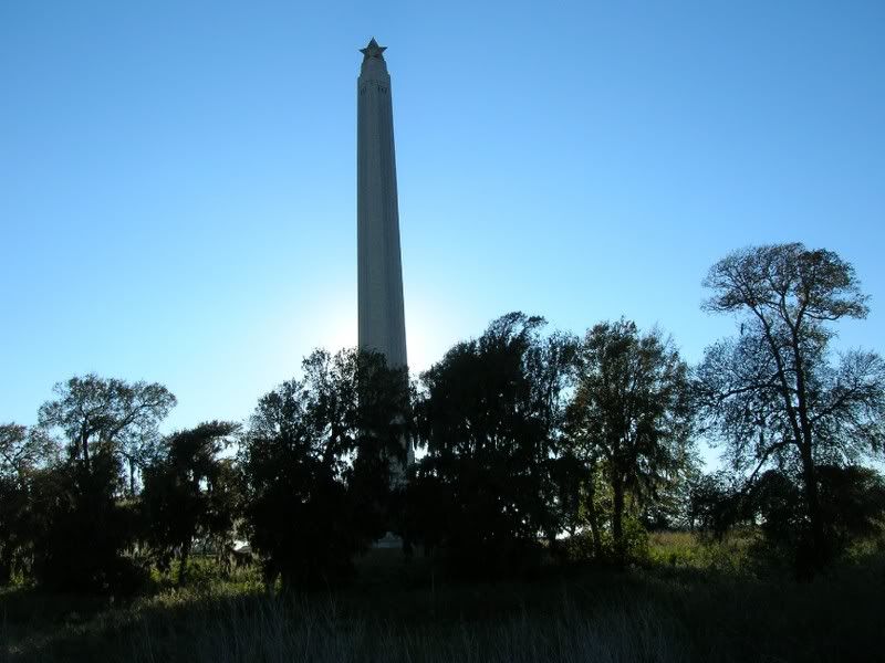 San_Jacinto_Monument.jpg