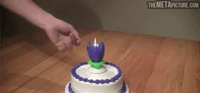 funny-gif-cake-candle-birthday.gif