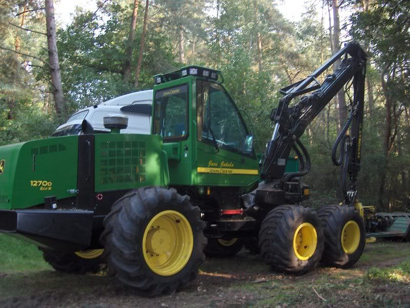 Traktor mit Anhänger Baumstämmen Aus Märklin H0 29310 John Deere Harvester