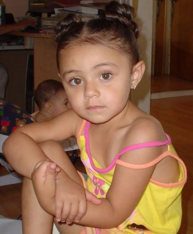 IMAGE: http://i101.photobucket.com/albums/m56/tania622/NYA1copy.jpg