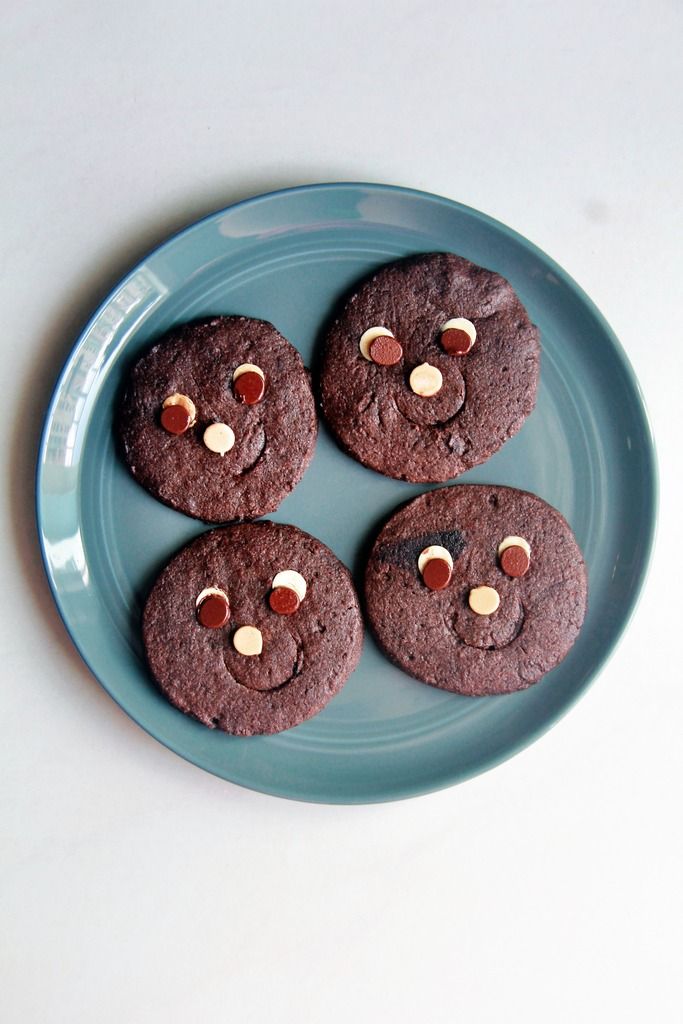 snack / dessert - kinako dark chocolate sugar cookies