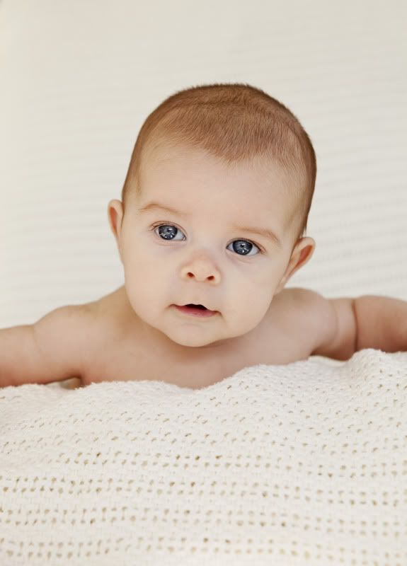 IMAGE: http://i101.photobucket.com/albums/m66/kjustiss/Colin11-19IMG_2428.jpg