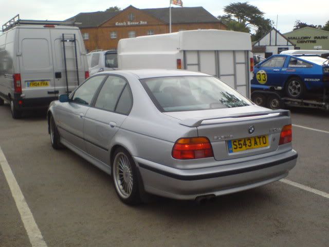 B10 3.2 Saloon B10 3.2 Saloon