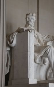 Lincoln Statue