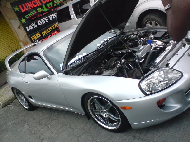 http://i101.photobucket.com/albums/m74/Tyronekamara/SON240SX%20Bings%20Meet%2008/DSC00341.jpg