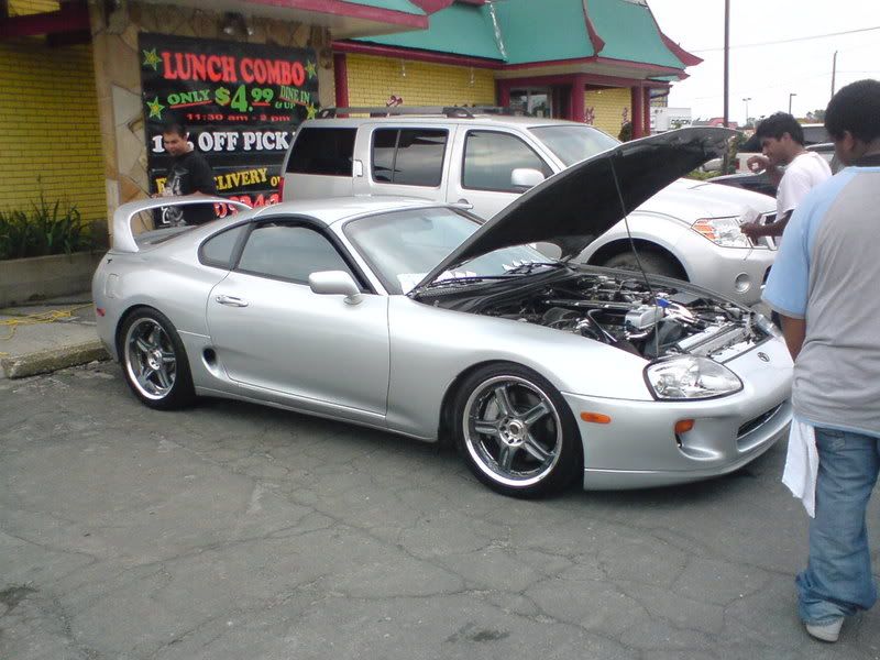 http://i101.photobucket.com/albums/m74/Tyronekamara/SON240SX%20Bings%20Meet%2008/DSC00342.jpg