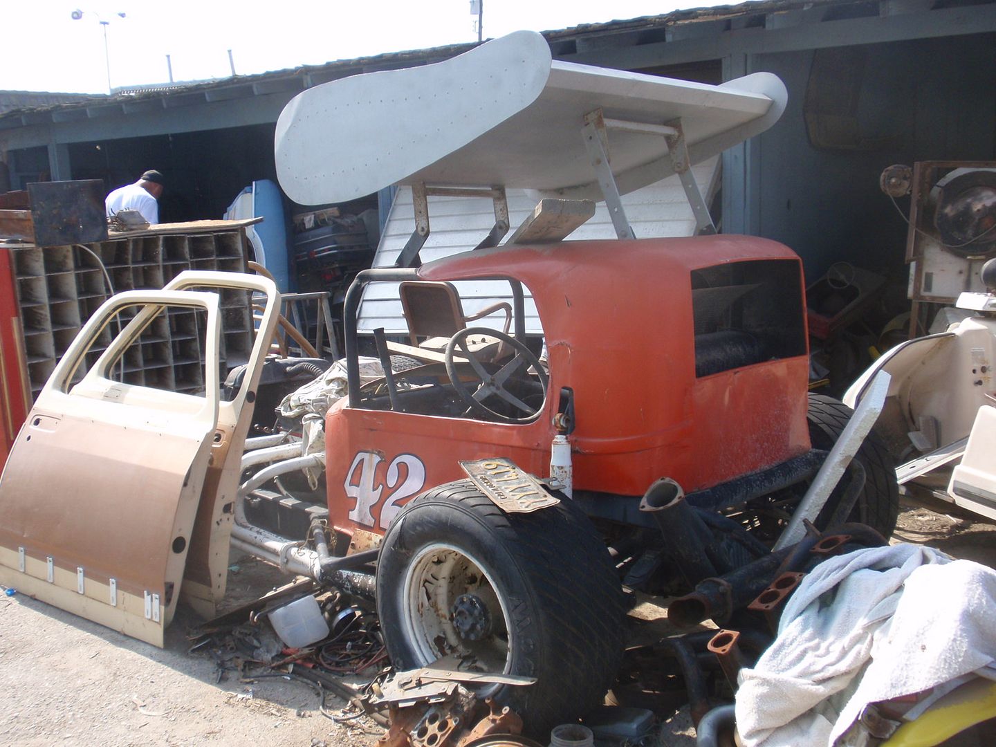 Anyone have pictures of abandoned Drag Cars? Page 11