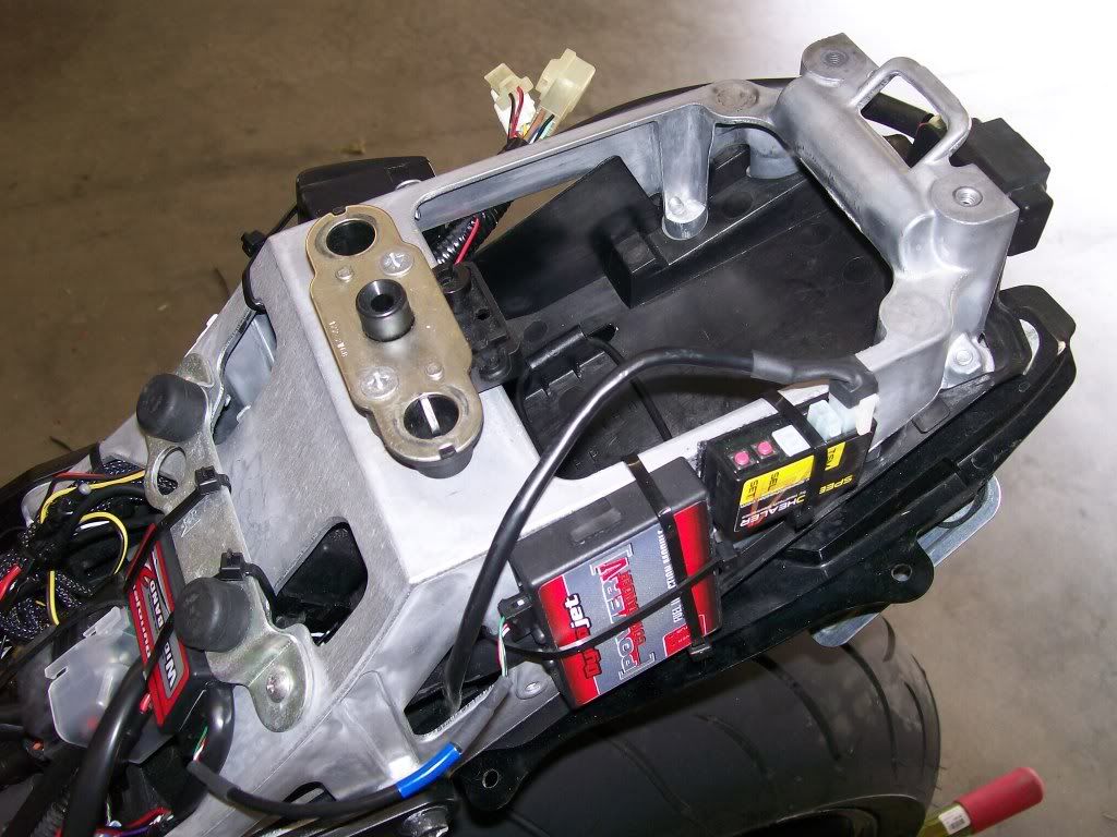 Iridium Spark Plugs >> 07 GSXR750 Power Commander 5 Install with Autotuner ... Iridium Spark Plugs >> 07 GSXR750 Power Commander 5 Install with Autotuner ...