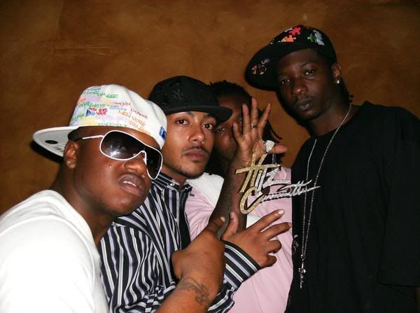 https://i101.photobucket.com/albums/m66/sheistt/huey3.jpg