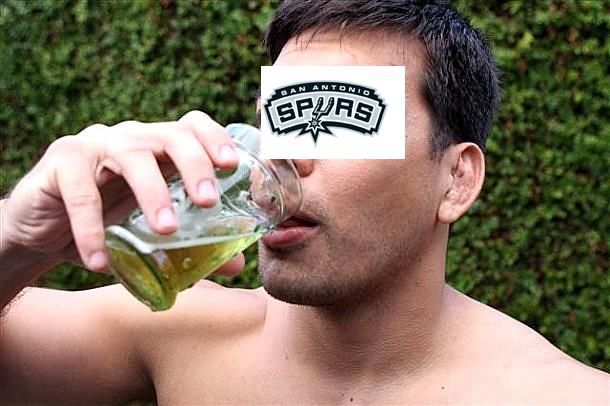 SpursDrinkPee.jpg